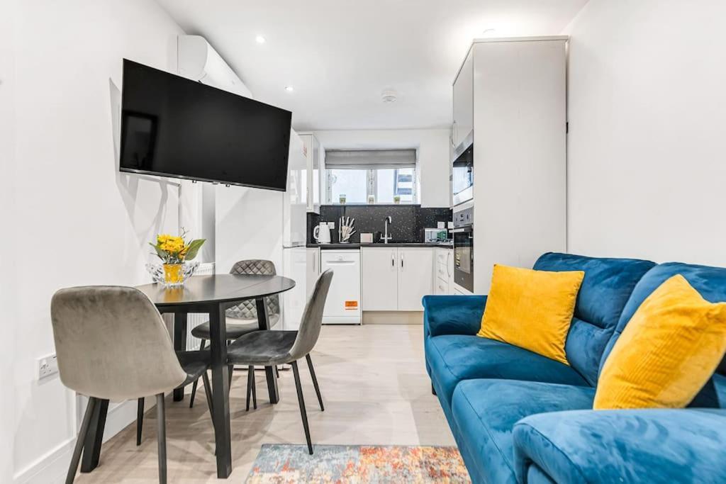 Luxstay Holland Park With Ac Apartament