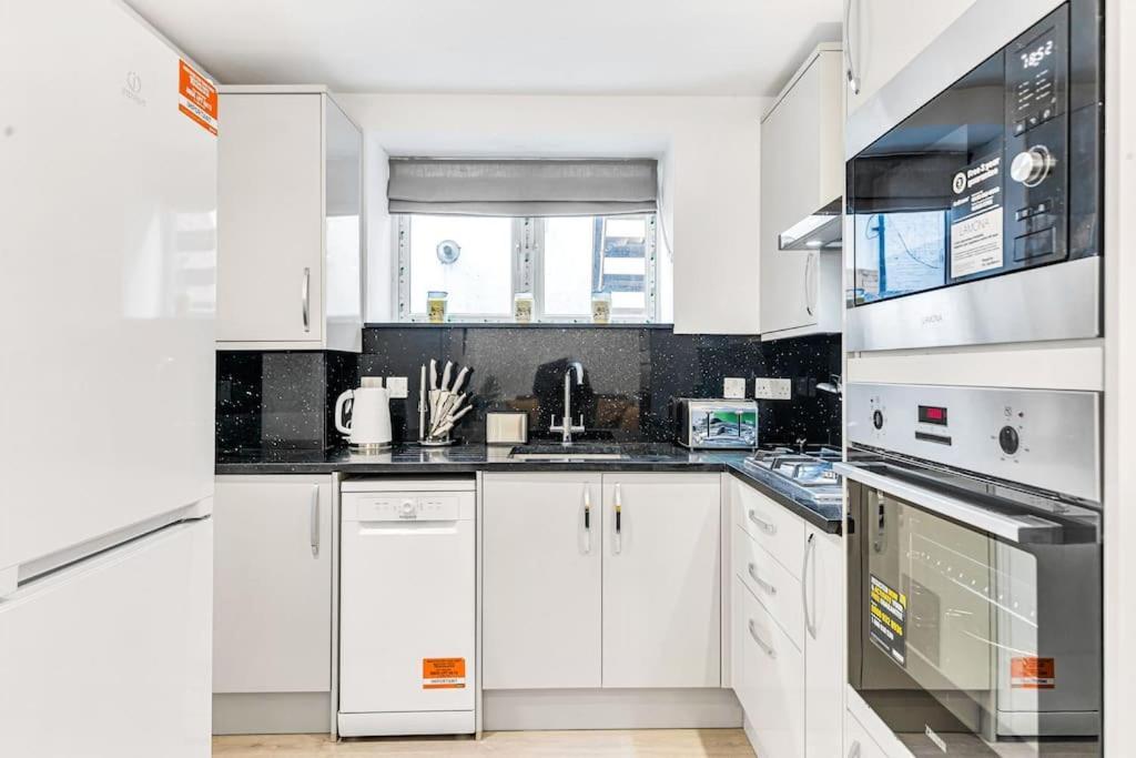 Apartament Luxstay Holland Park With Ac *